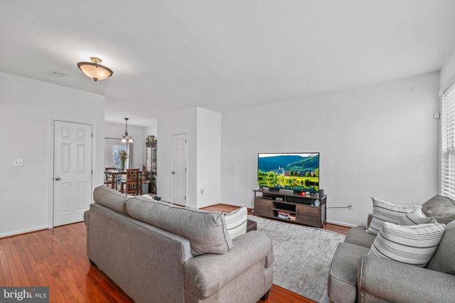 6428 WARREN POINT CT, Alexandria, VA 22315