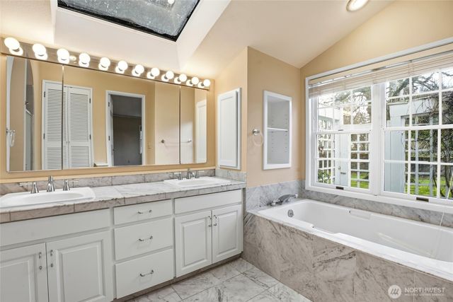 300 S Devine Road, Vancouver, WA 95030