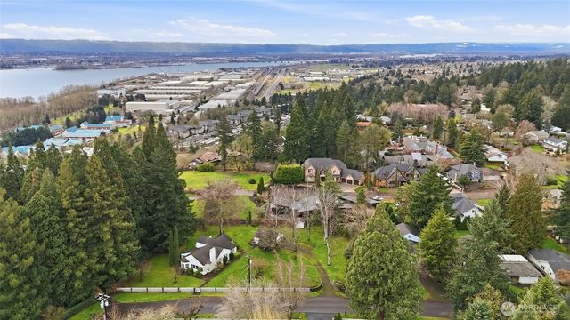 300 S Devine Road, Vancouver, WA 95030