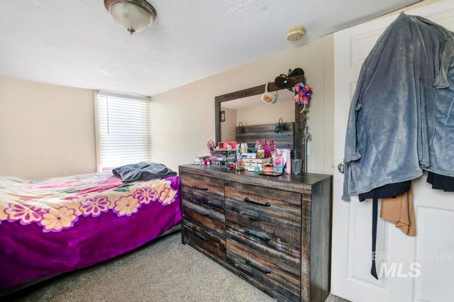 419 Van Buren Street, Twin Falls, ID 83301