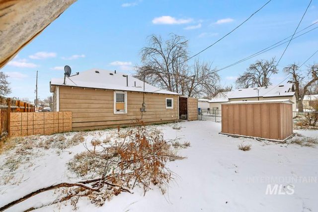 419 Van Buren Street, Twin Falls, ID 83301