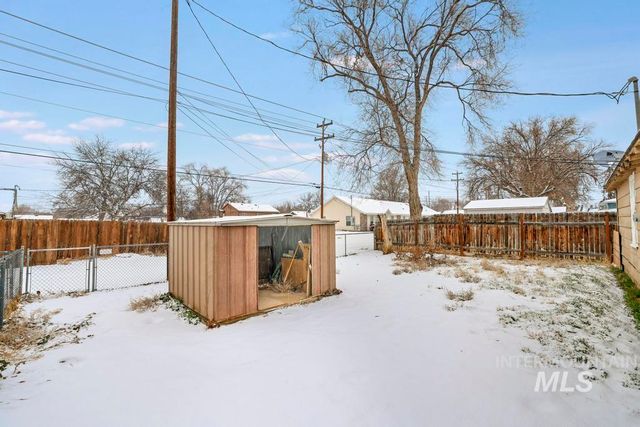 419 Van Buren Street, Twin Falls, ID 83301