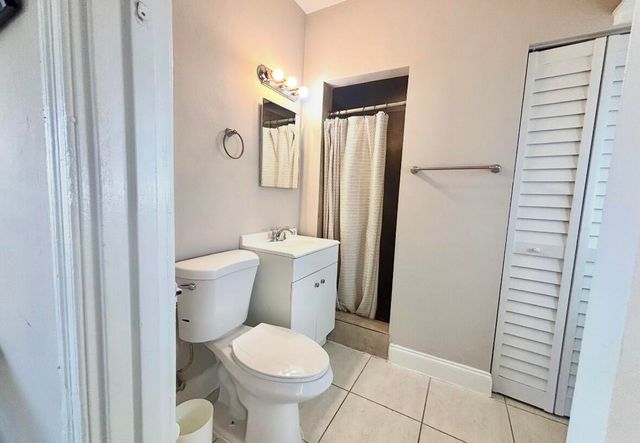 201 S Ocean Boulevard 2, Boca Raton, FL 33432