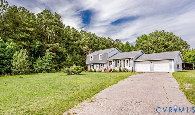 11011 Lamore Dr, Disputanta, VA 23842