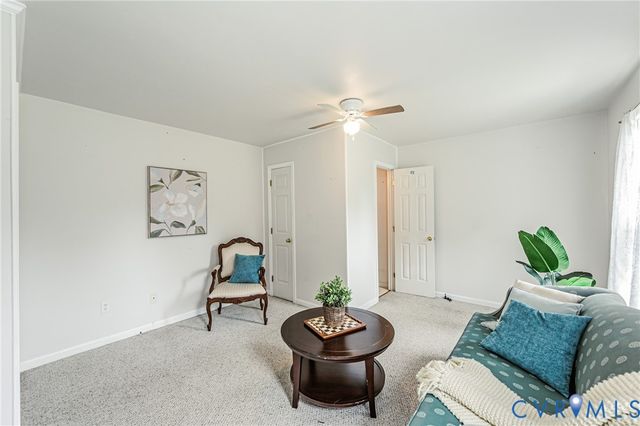 11011 Lamore Dr, Disputanta, VA 23842