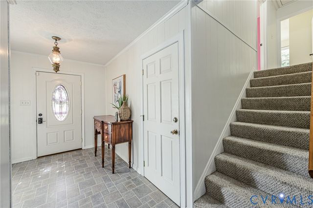 11011 Lamore Dr, Disputanta, VA 23842