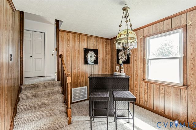 11011 Lamore Dr, Disputanta, VA 23842