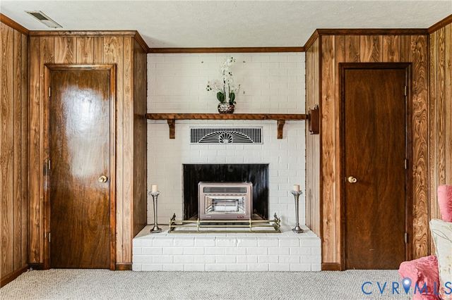 11011 Lamore Dr, Disputanta, VA 23842