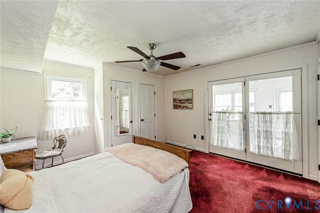 11011 Lamore Dr, Disputanta, VA 23842