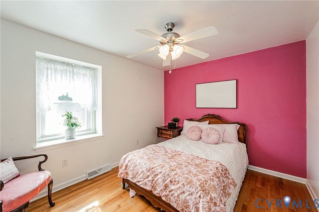 11011 Lamore Dr, Disputanta, VA 23842
