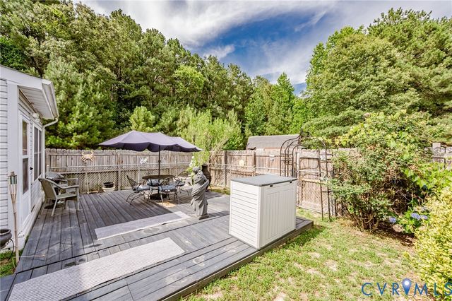 11011 Lamore Dr, Disputanta, VA 23842