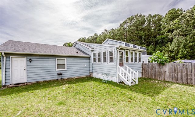 11011 Lamore Dr, Disputanta, VA 23842