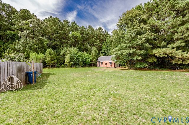 11011 Lamore Dr, Disputanta, VA 23842