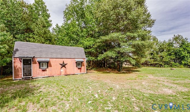 11011 Lamore Dr, Disputanta, VA 23842