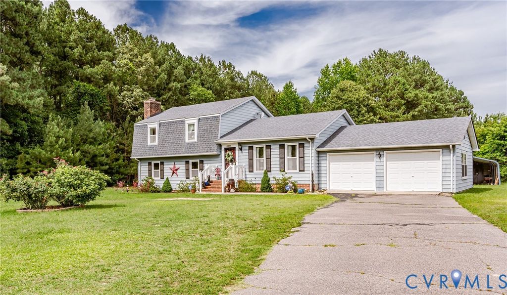 11011 Lamore Dr, Disputanta, VA 23842