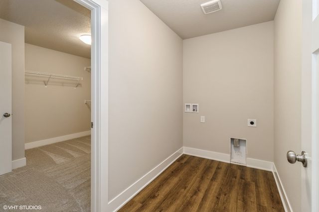 5656 Brookview Avenue, Des Moines, IA 50317