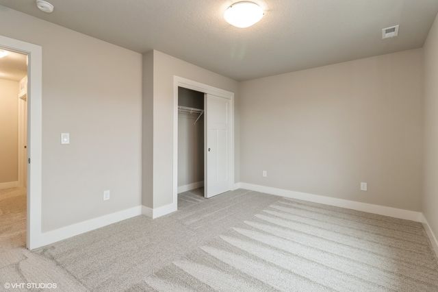 5656 Brookview Avenue, Des Moines, IA 50317