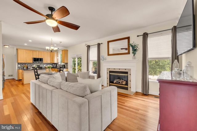 10497 GENNA LN, Manassas, VA 20112