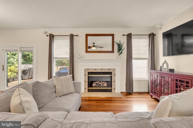 10497 GENNA LN, Manassas, VA 20112