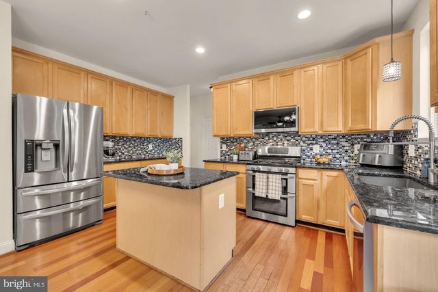10497 GENNA LN, Manassas, VA 20112