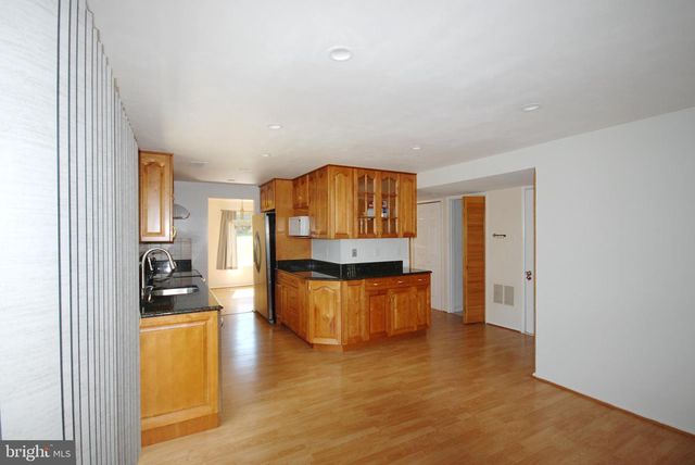 11609 PINEY LODGE RD, North Potomac, MD 20878