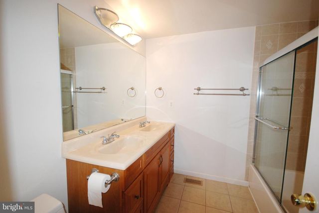 11609 PINEY LODGE RD, North Potomac, MD 20878