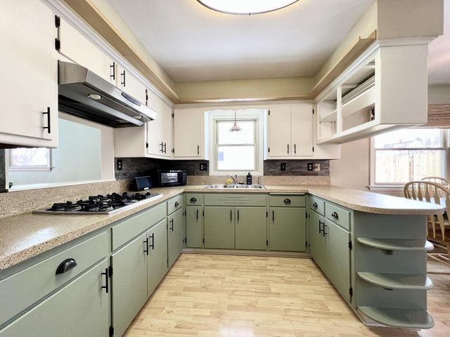 2545 S 66th STREET, Milwaukee, WI 53219