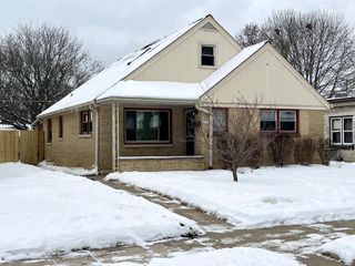2545 S 66th STREET, Milwaukee, WI 53219