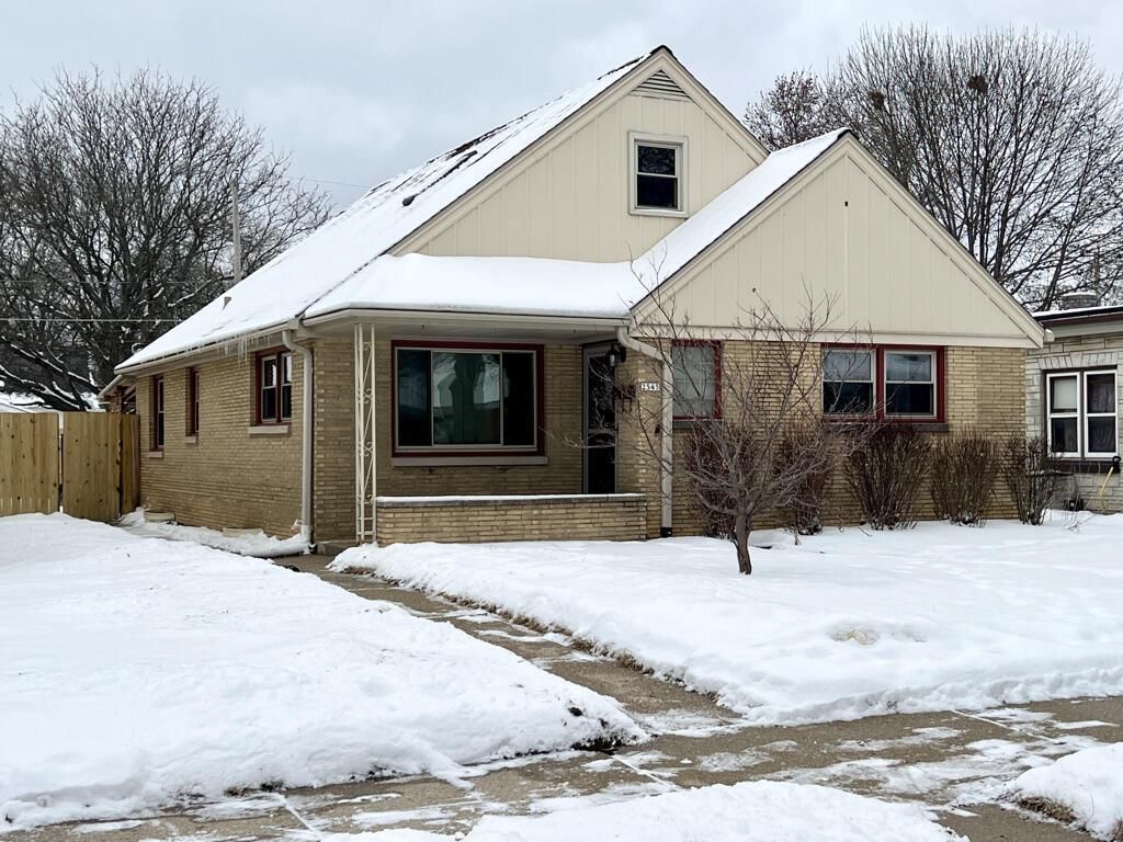 2545 S 66th STREET, Milwaukee, WI 53219