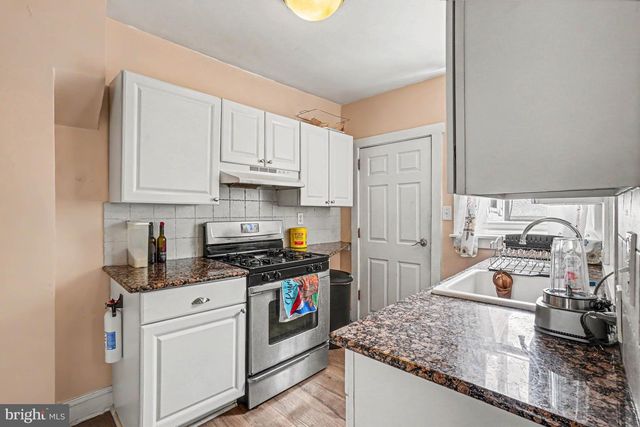 438 OAK TC, Reading, PA 19611
