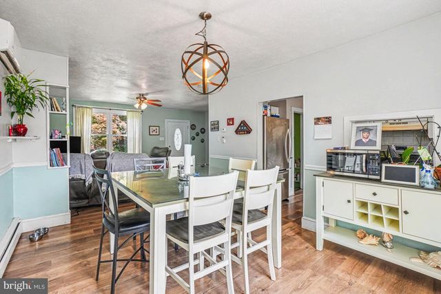438 OAK TC, Reading, PA 19611