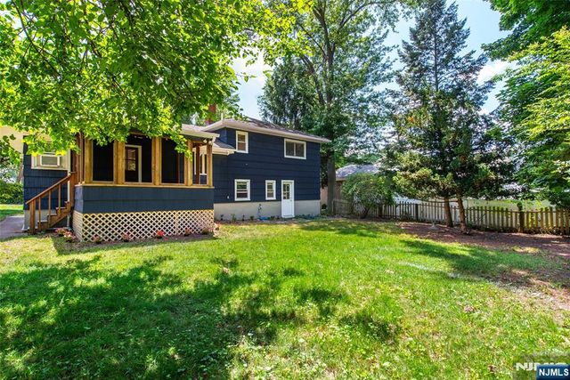 107 Highland Avenue, Bergenfield, NJ 07621