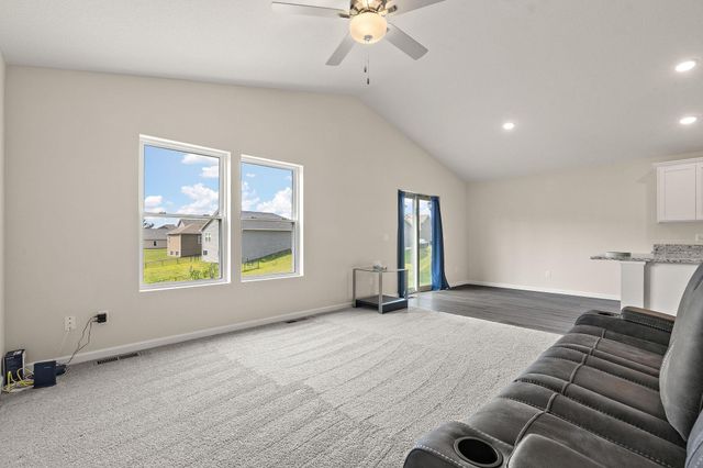 18762 Grant Street NW, Elk River, MN 55330