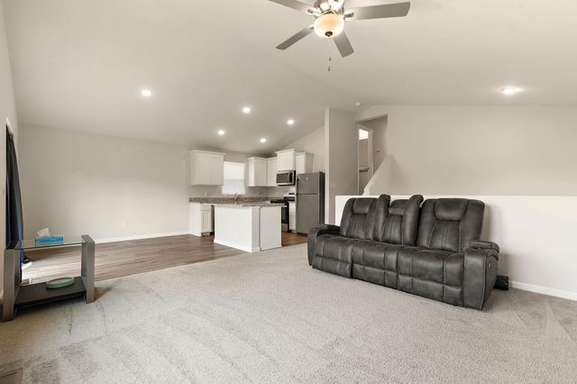 18762 Grant Street NW, Elk River, MN 55330