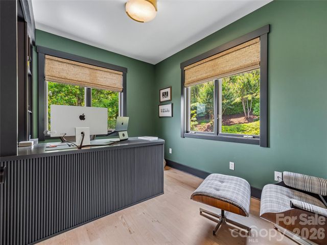 47 Garland Drive, Asheville, NC 28804
