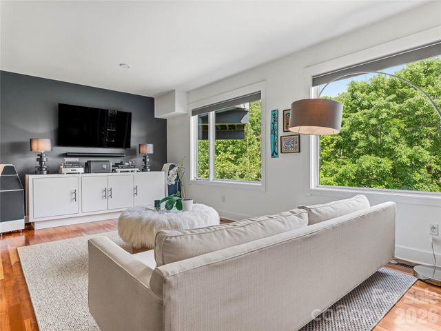 47 Garland Drive, Asheville, NC 28804
