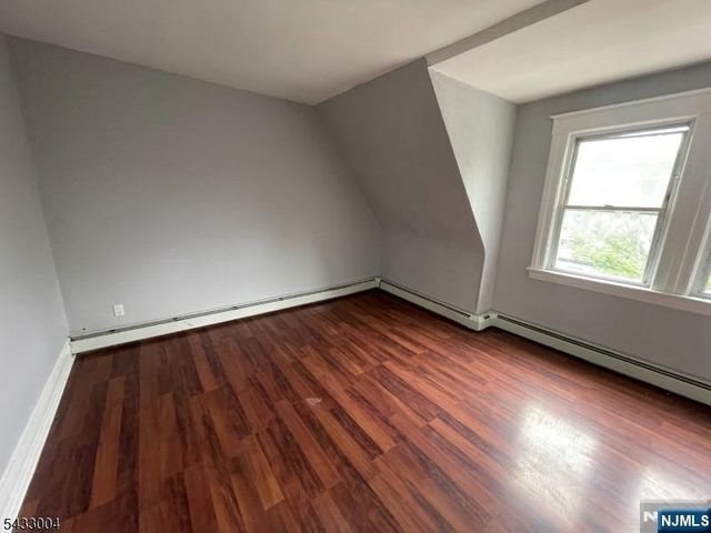 8 Treacy Avenue 3, Newark, NJ 07108