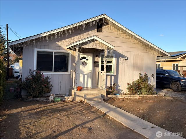 812 Ferry Street, Wenatchee, WA 98801