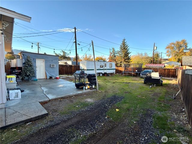 812 Ferry Street, Wenatchee, WA 98801
