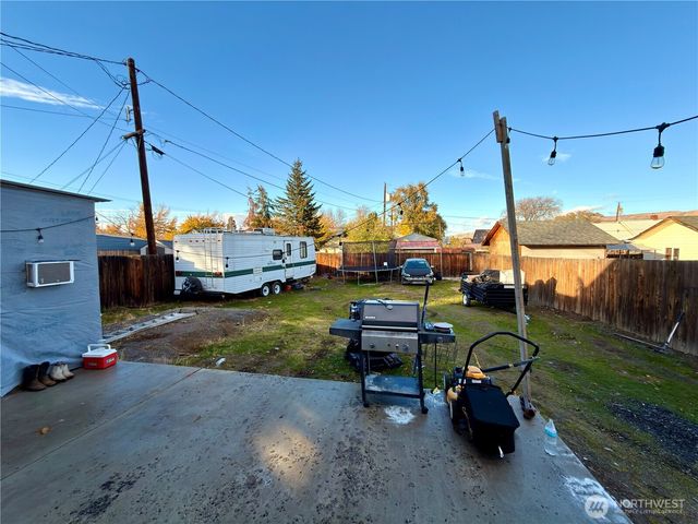 812 Ferry Street, Wenatchee, WA 98801