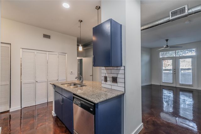 201 W Lancaster Avenue 119, Fort Worth, TX 76102