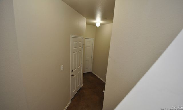 10611 Mathom Landing, Universal City, TX 78148