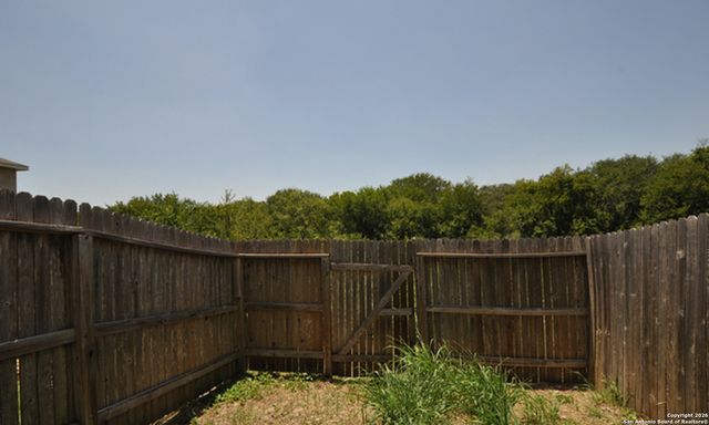 10611 Mathom Landing, Universal City, TX 78148