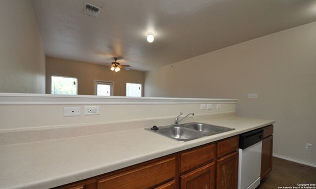 10611 Mathom Landing, Universal City, TX 78148