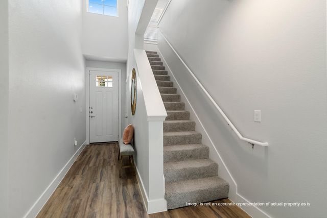 28325-605 Birnham Woods Drive, Spring, TX 77386