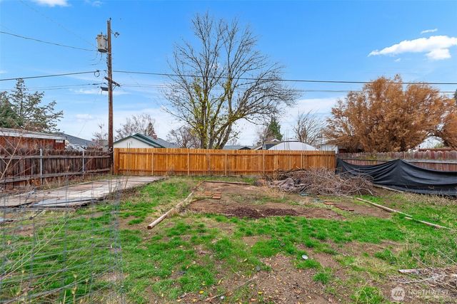 1013 Amherst Avenue, Wenatchee, WA 98801