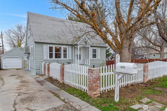 1013 Amherst Avenue, Wenatchee, WA 98801