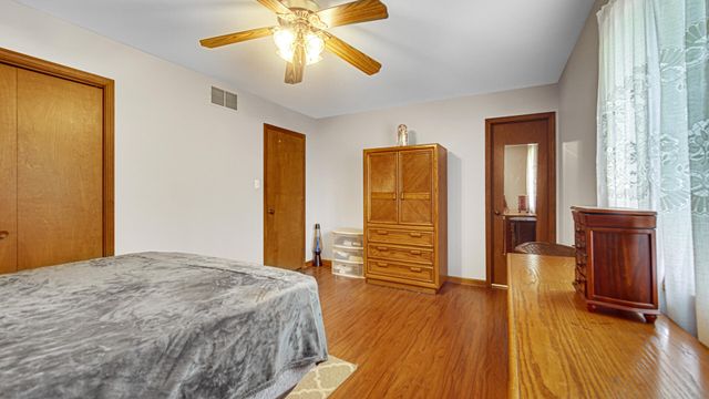 508 James Wittchen Drive, Schererville, IN 46375