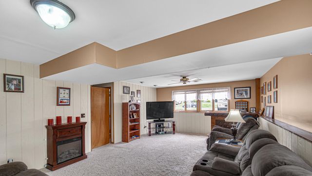 508 James Wittchen Drive, Schererville, IN 46375
