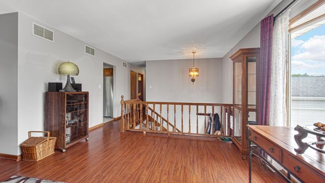 508 James Wittchen Drive, Schererville, IN 46375